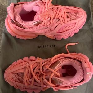 Worn once Balenciaga Track Sneakers Pink size 7